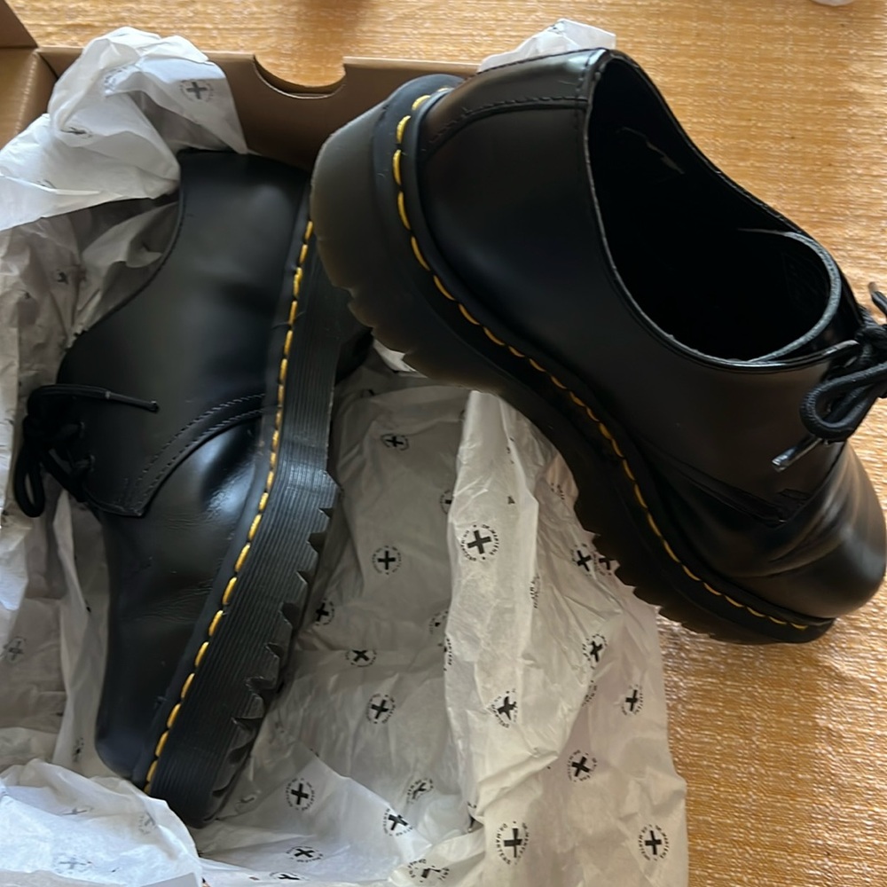 Dr Martins air wave 1461 black